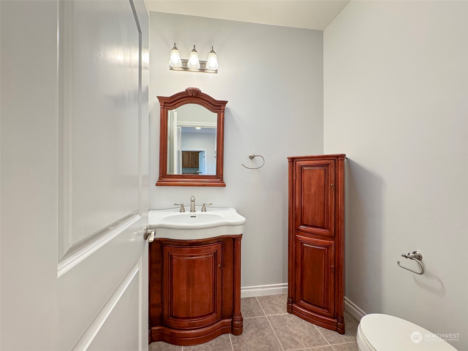 53 Heron Way Unit: 14A