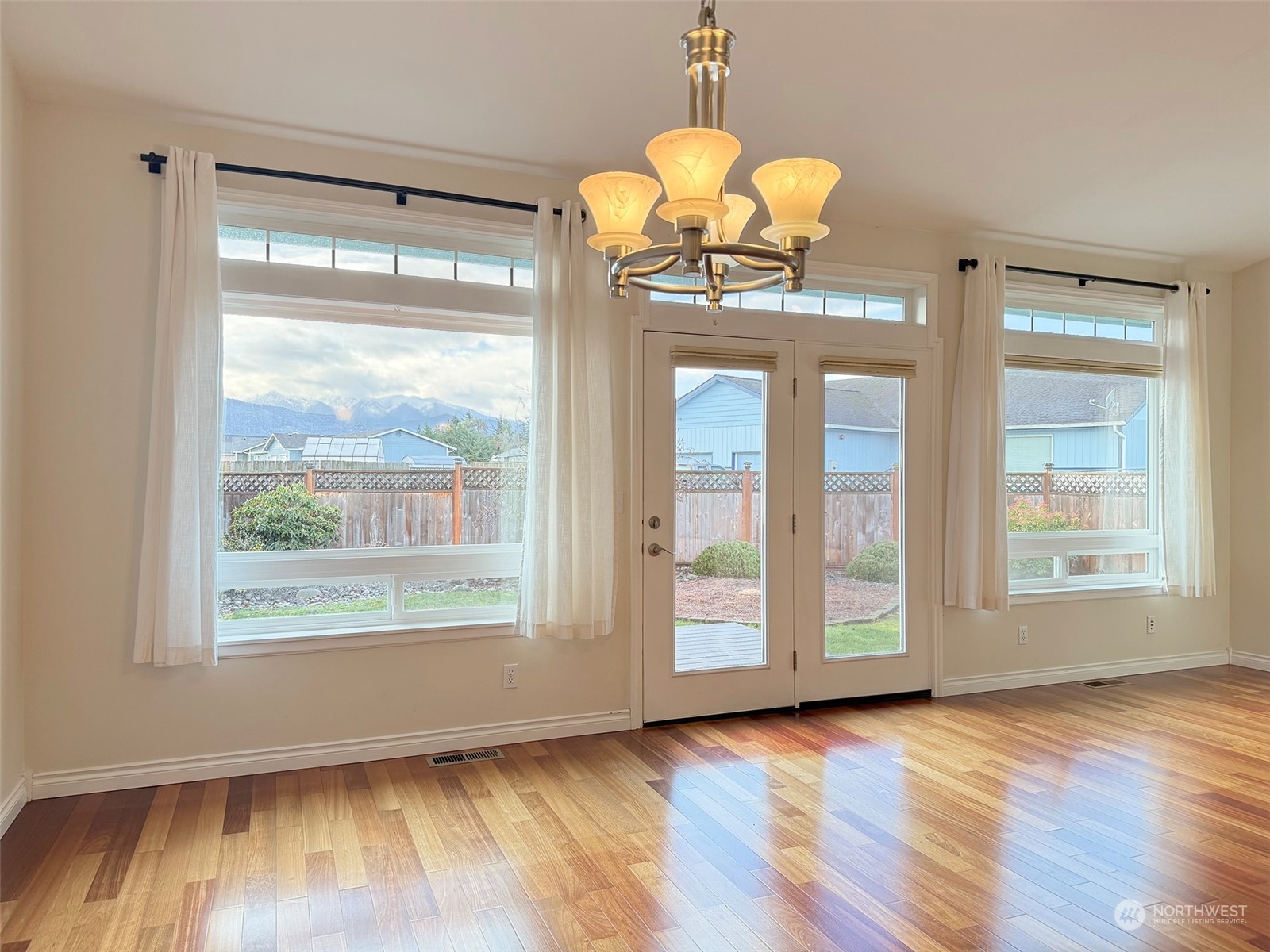 53 Heron Way Unit: 14A