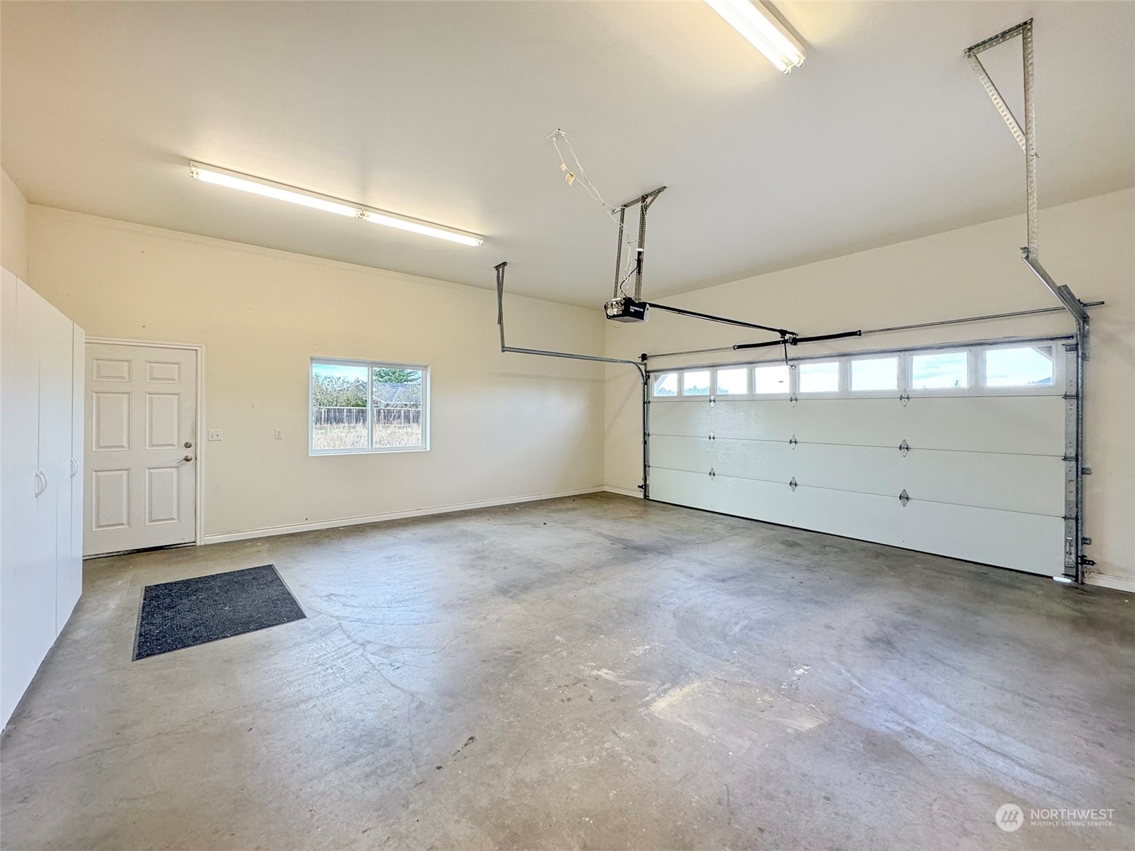 53 Heron Way Unit: 14A