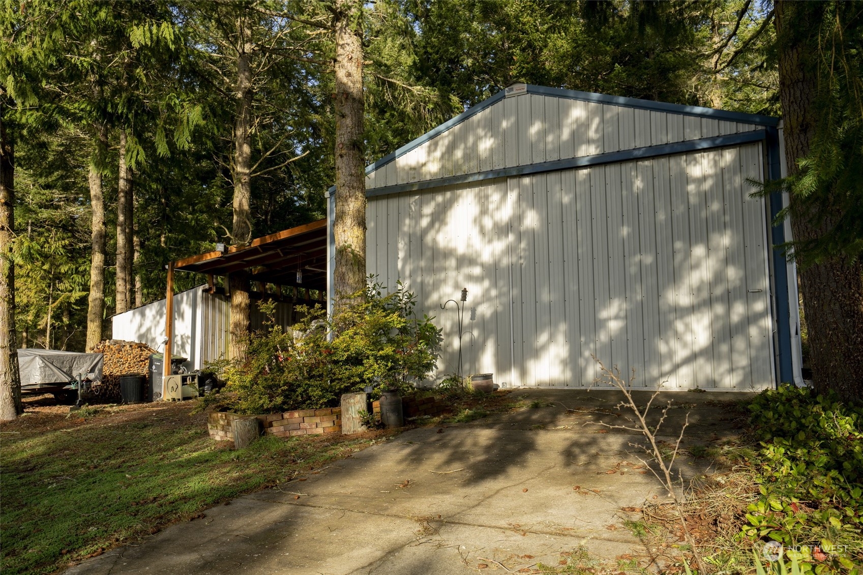 321 Farnsworth Place