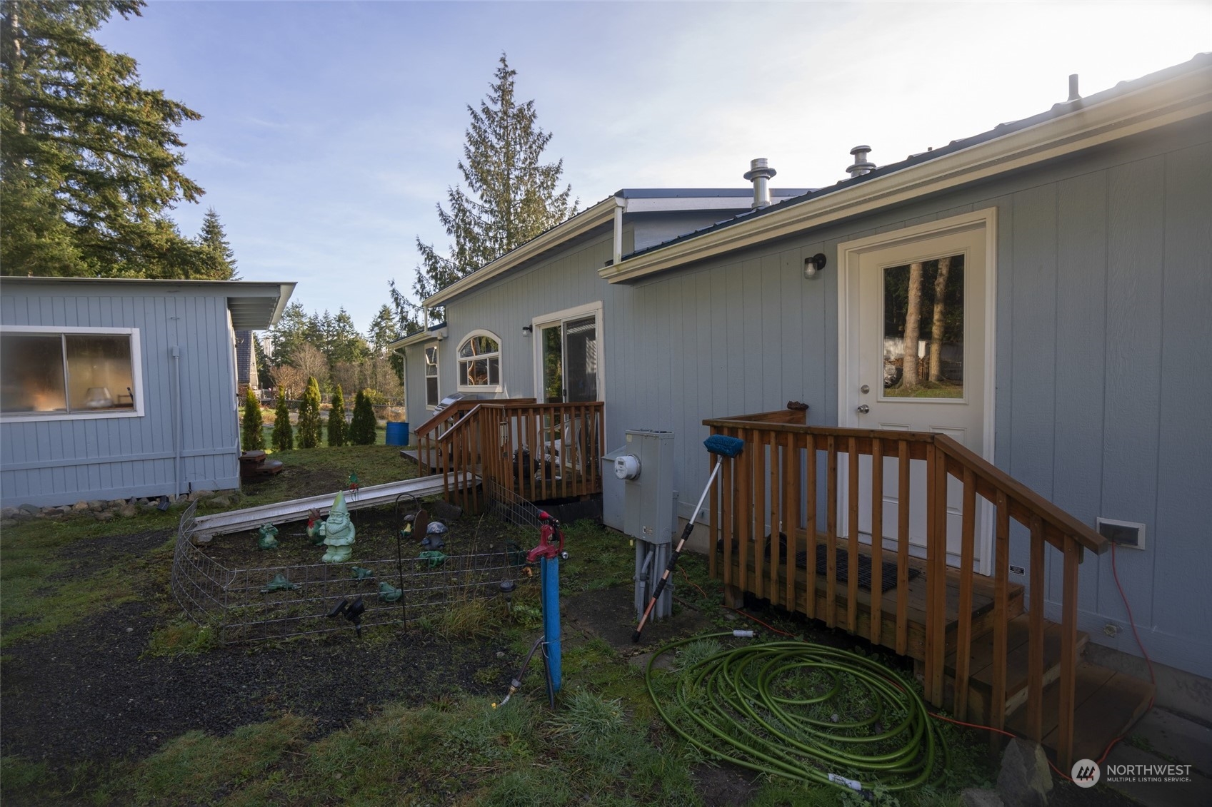 321 Farnsworth Place