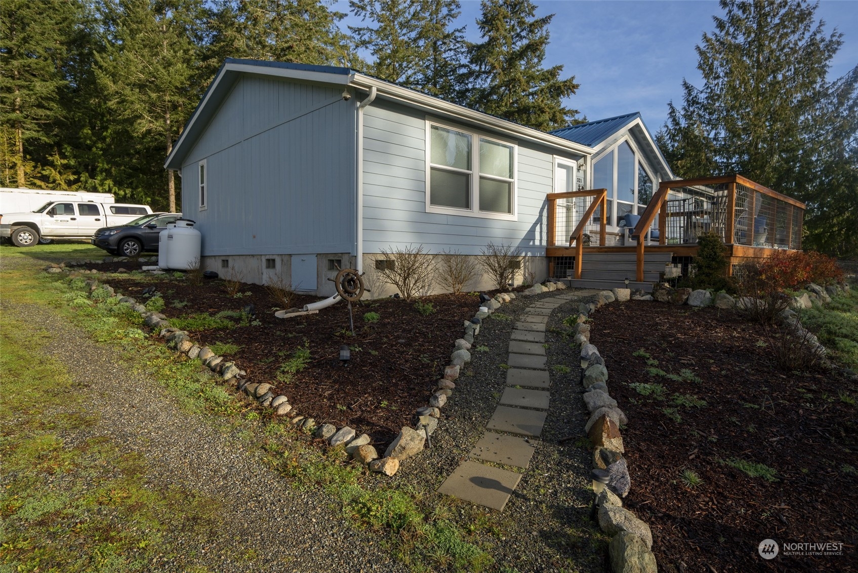 321 Farnsworth Place
