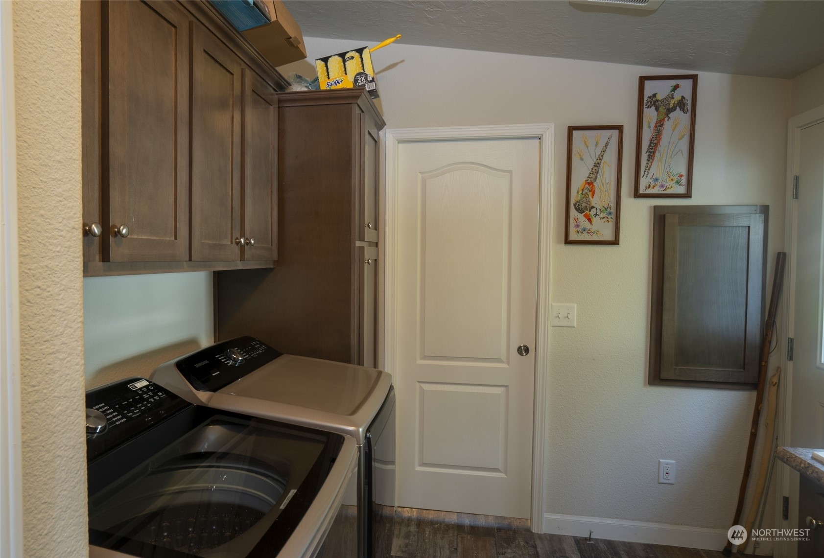 321 Farnsworth Place