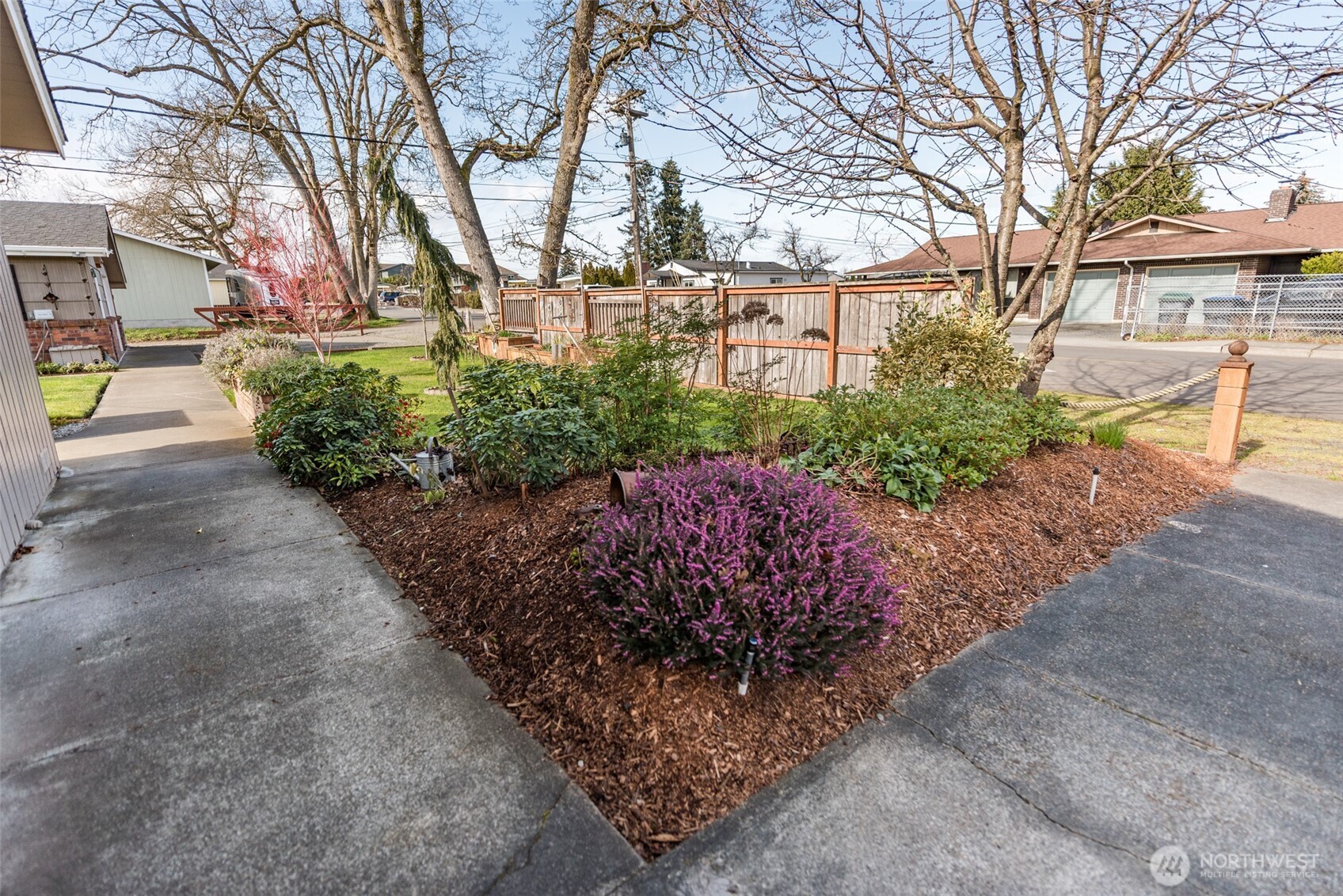 433 N Knapman Avenue