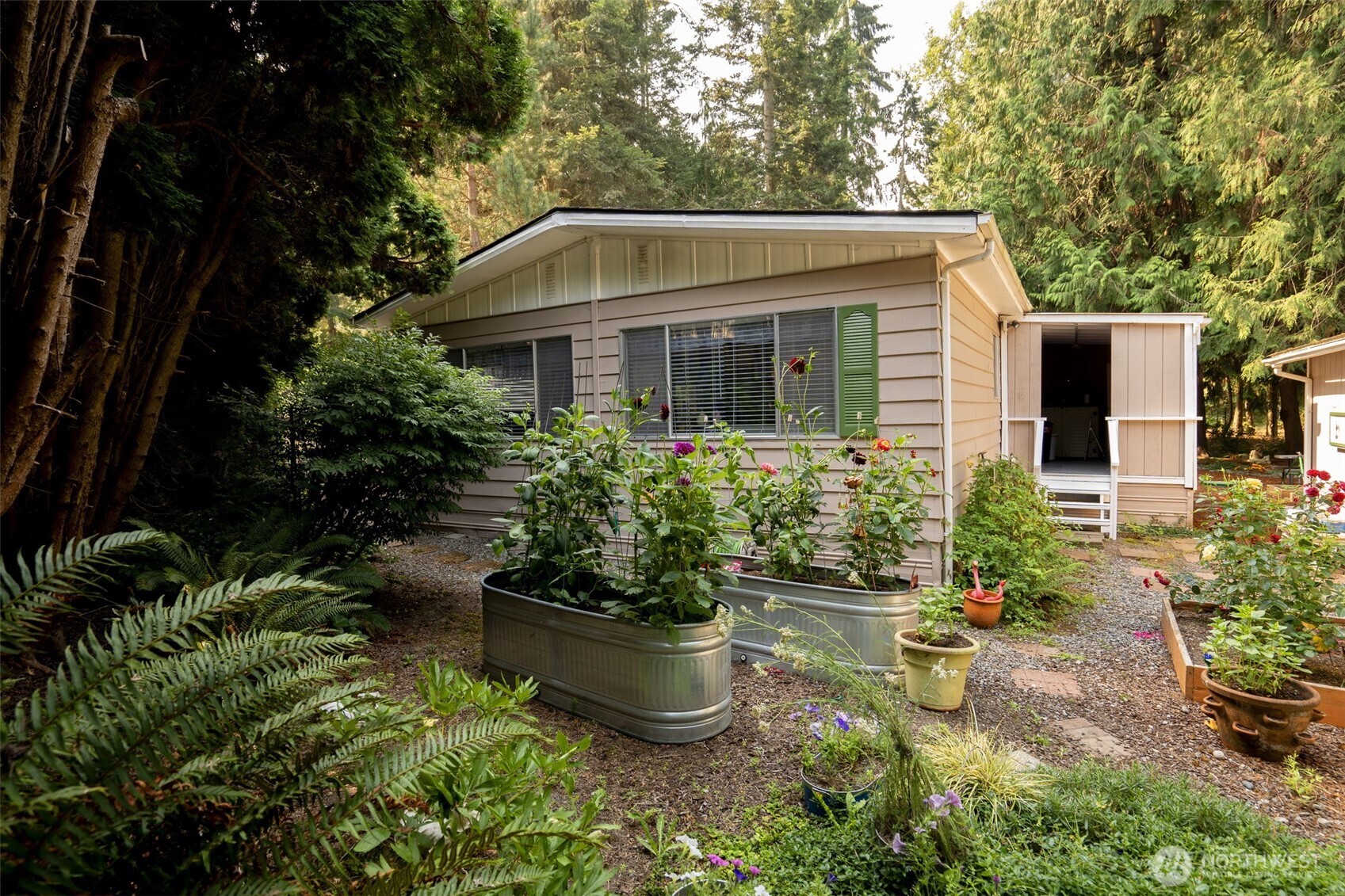 417 Dungeness Meadows