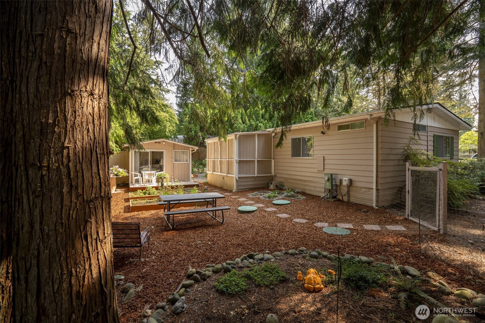 417 Dungeness Meadows
