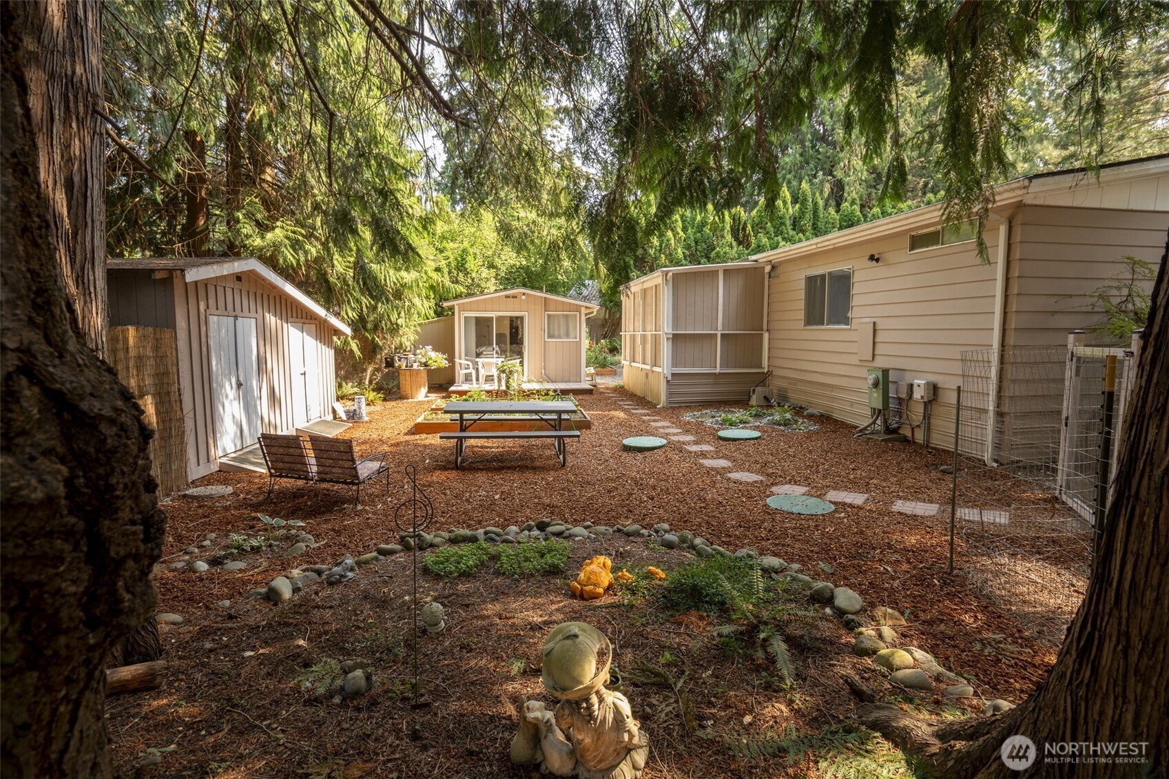 417 Dungeness Meadows