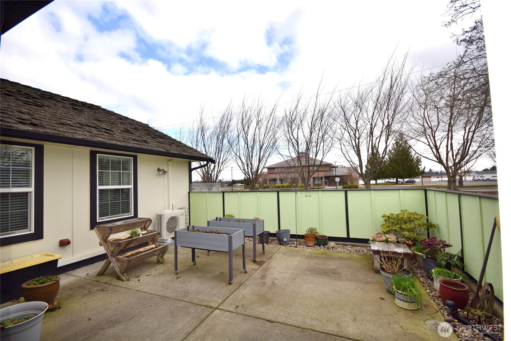 1010 Littlejohn Way