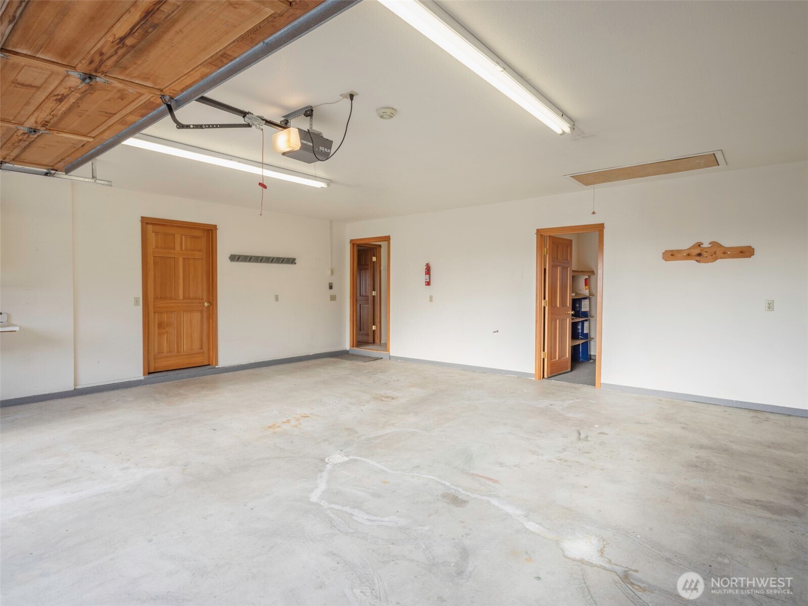 2594 Happy Valley Road