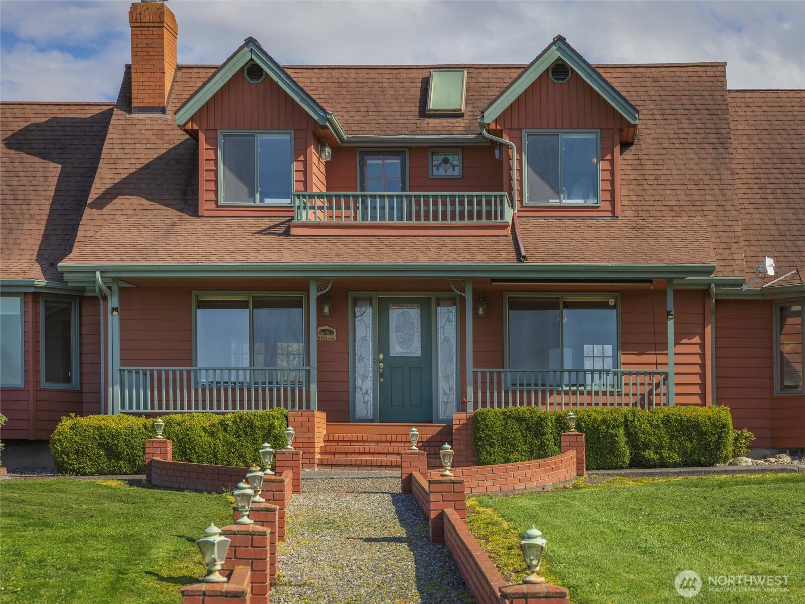2594 Happy Valley Road