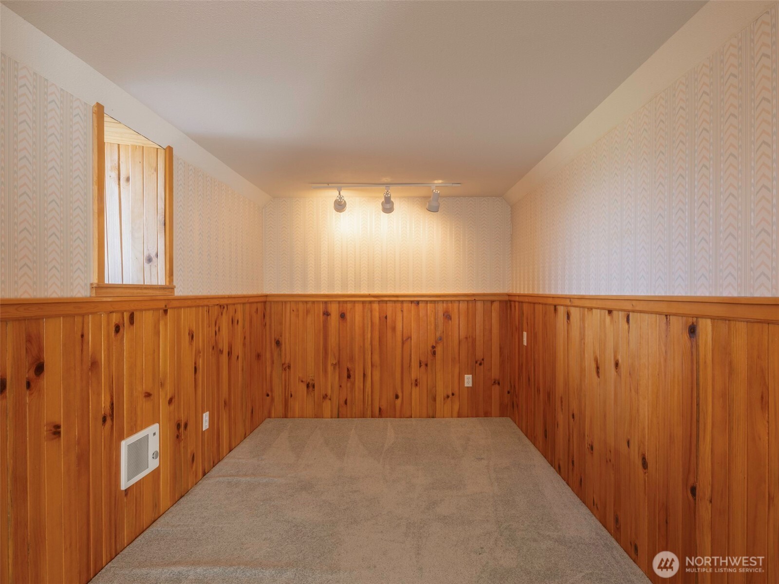 2594 Happy Valley Road
