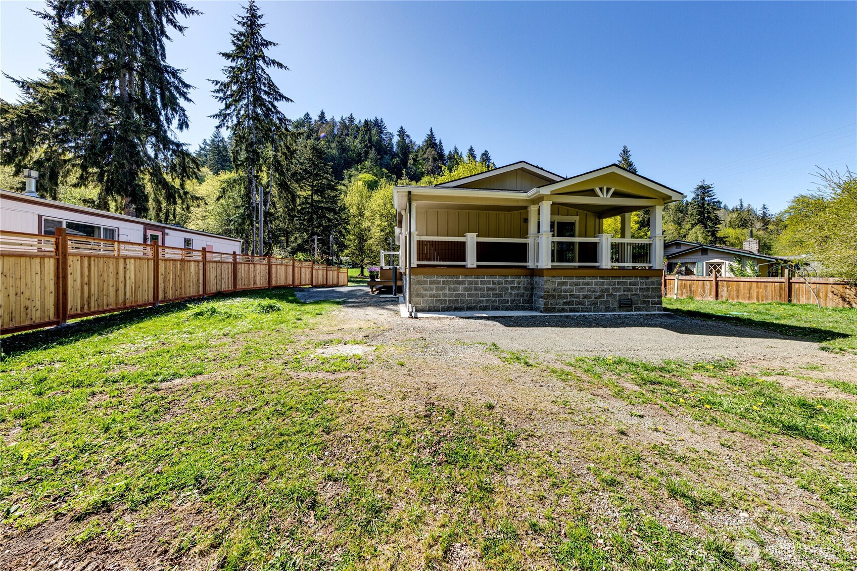 723 S Alder Lane