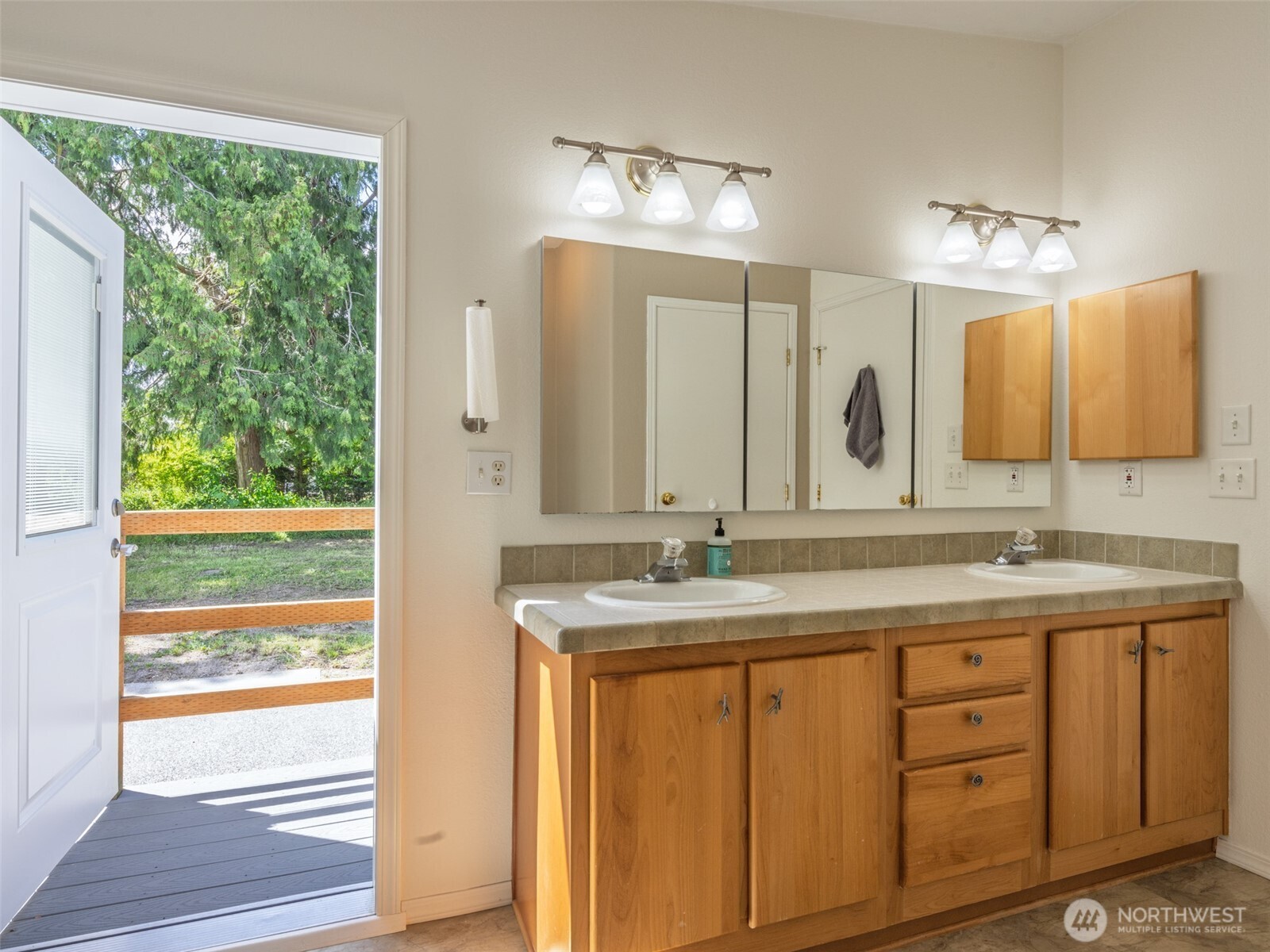 21 Cedar Hill Lane