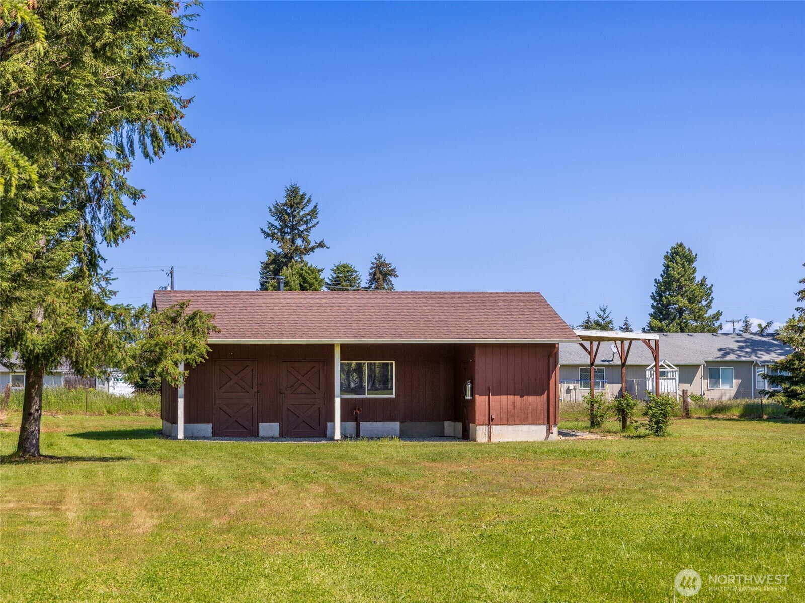 52 W Pheasant Lane