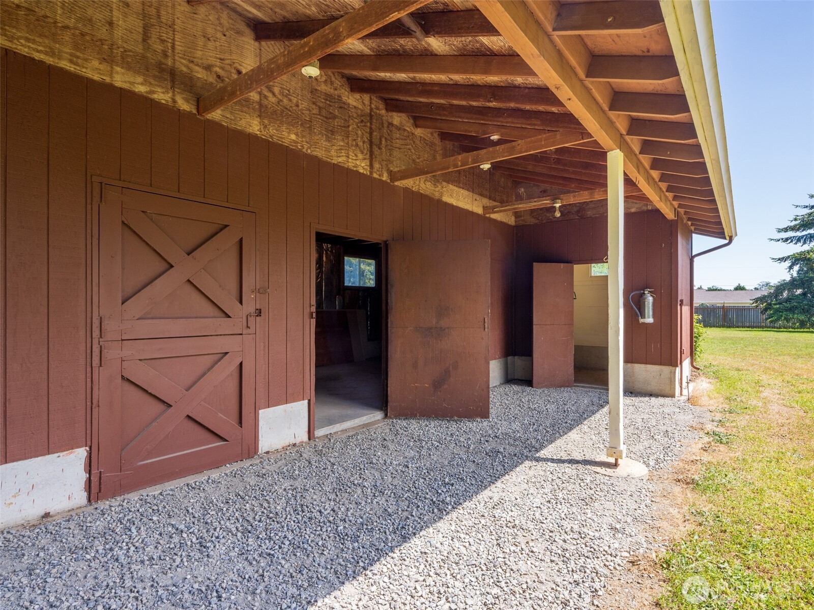 52 W Pheasant Lane