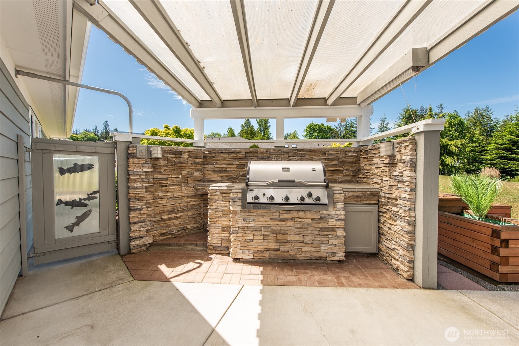 220 Amethyst Drive