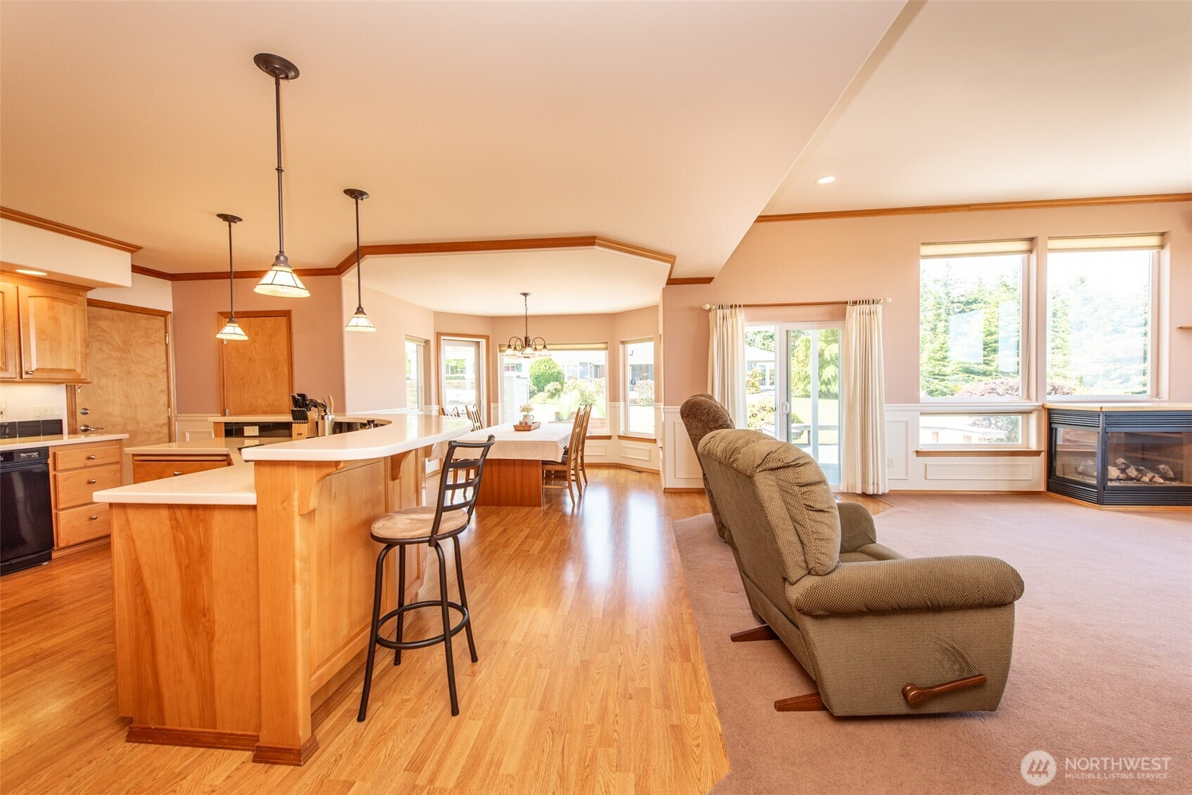 220 Amethyst Drive