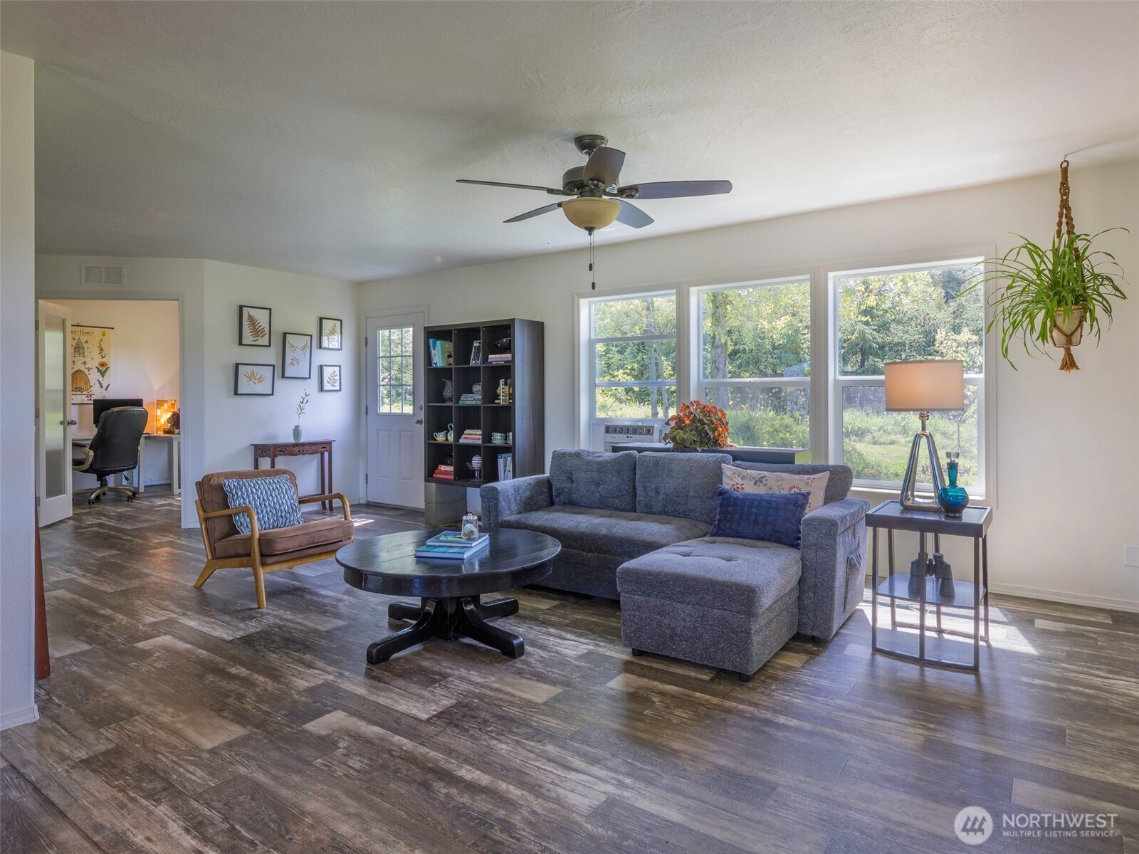 274192 E Hwy 101