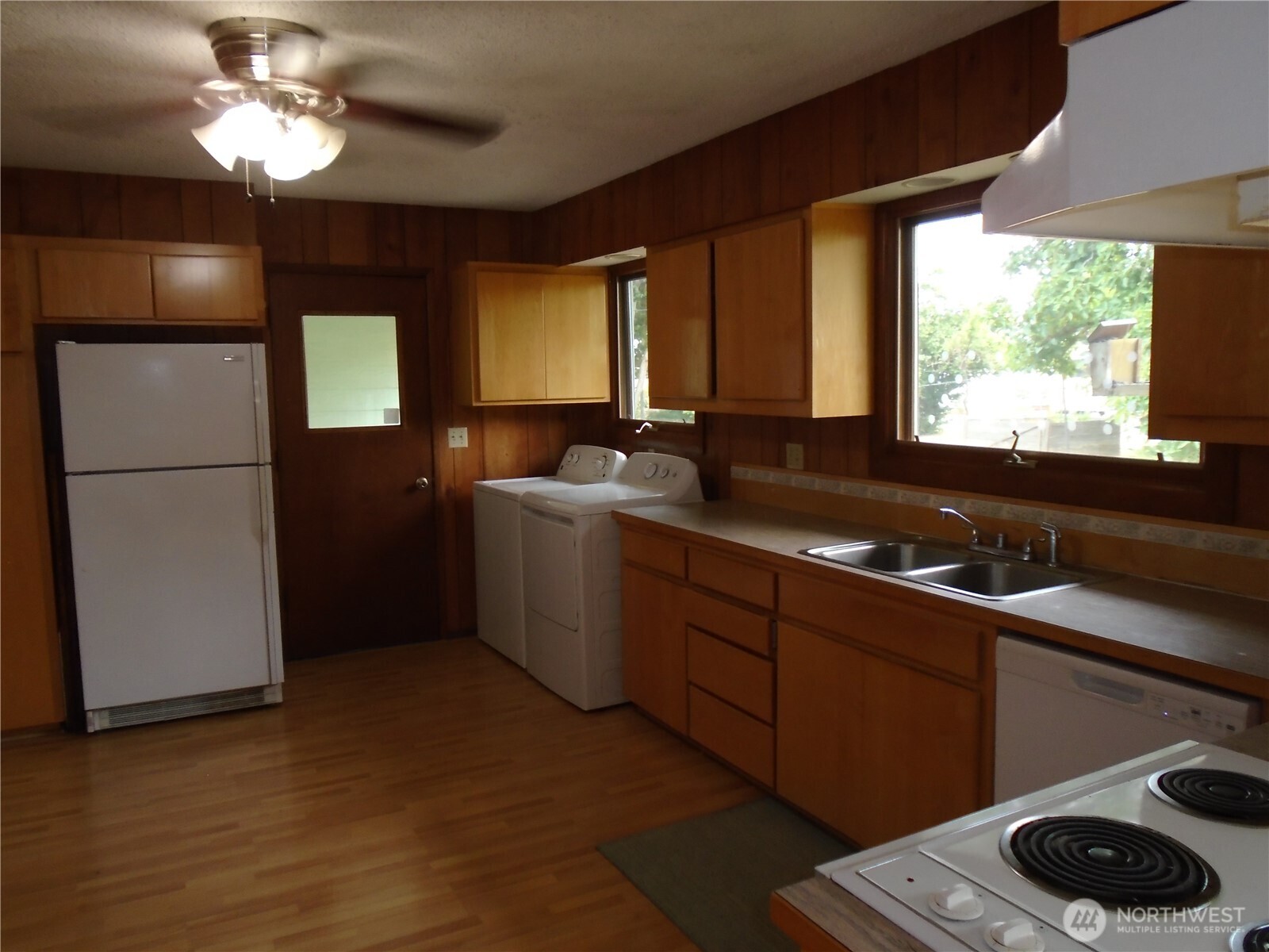402 W Maple Street