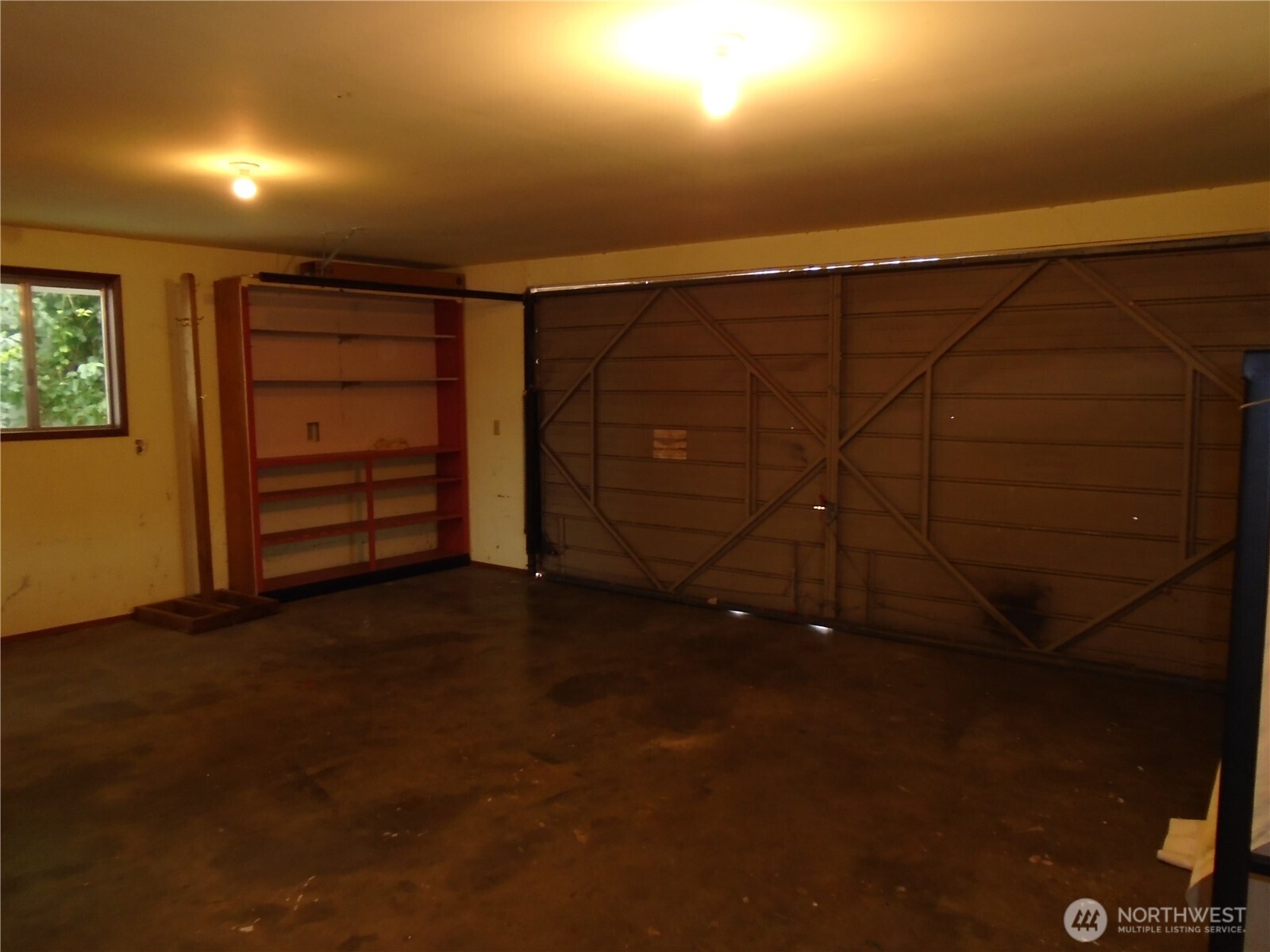 402 W Maple Street