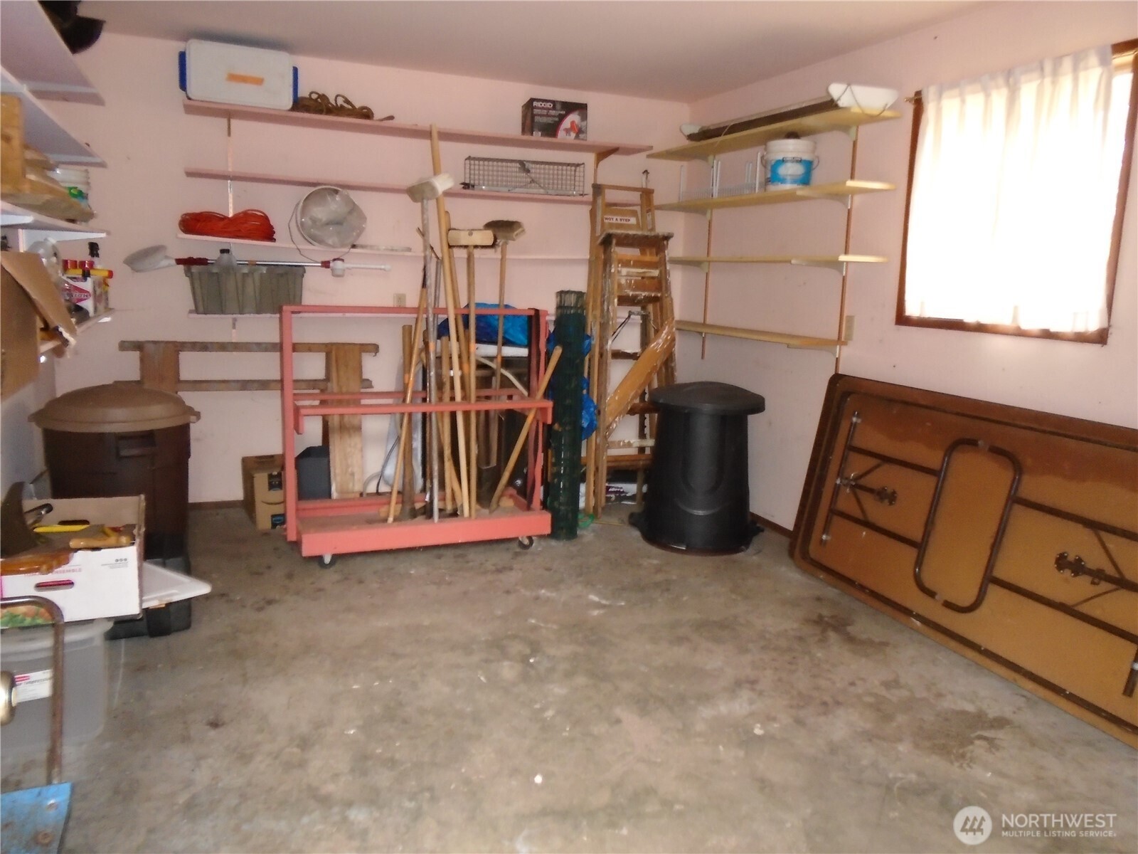 402 W Maple Street