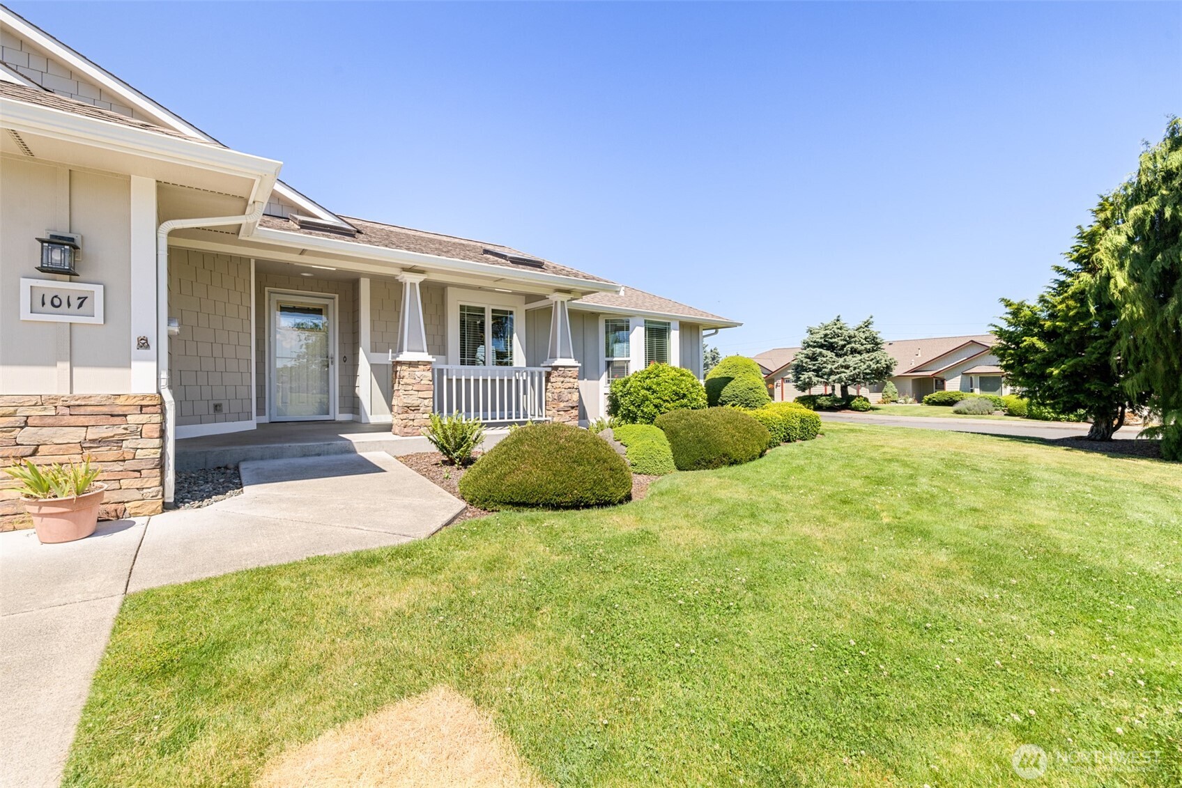 1017 N Minstrel Road Unit: 943