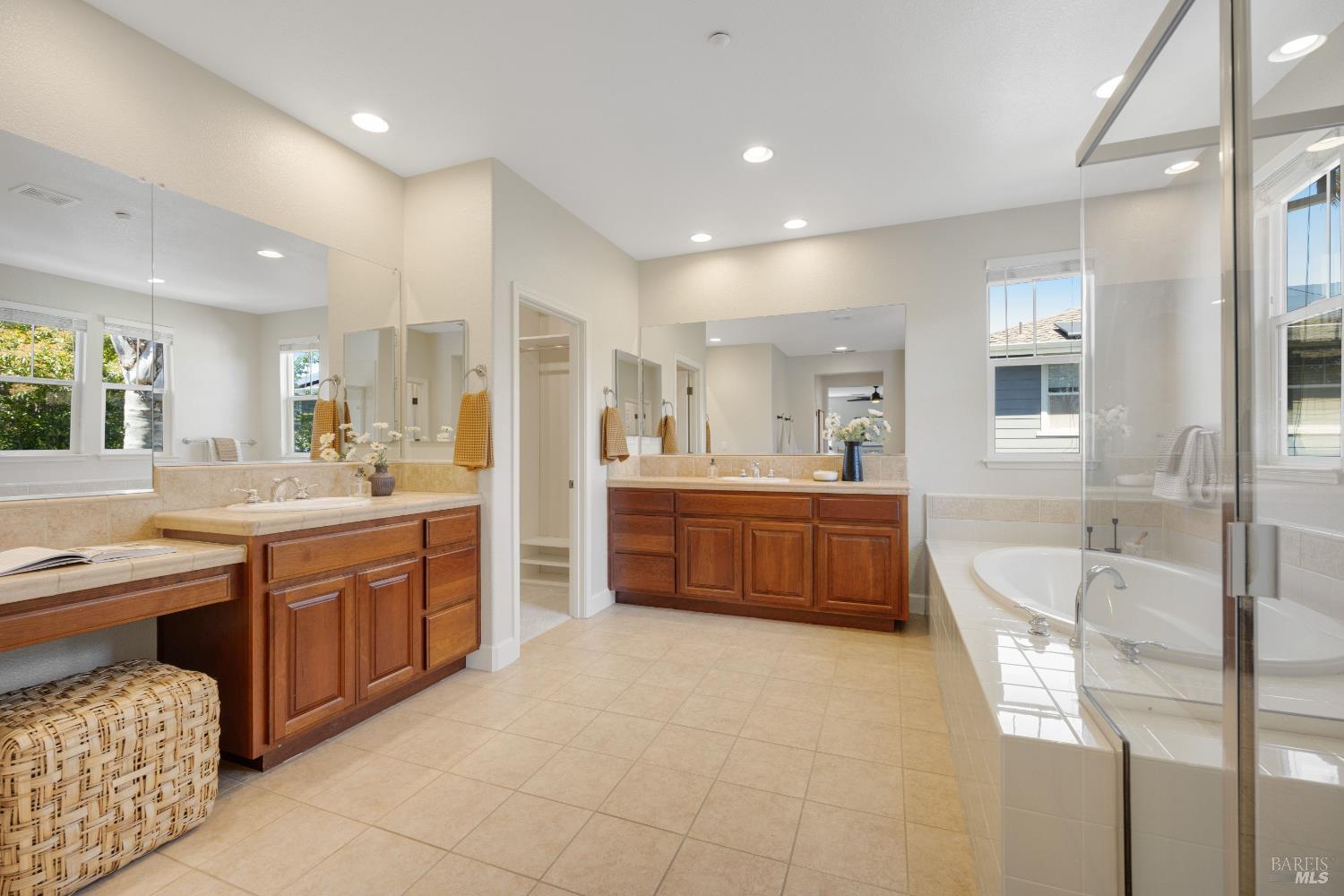 1716 Southridge Drive