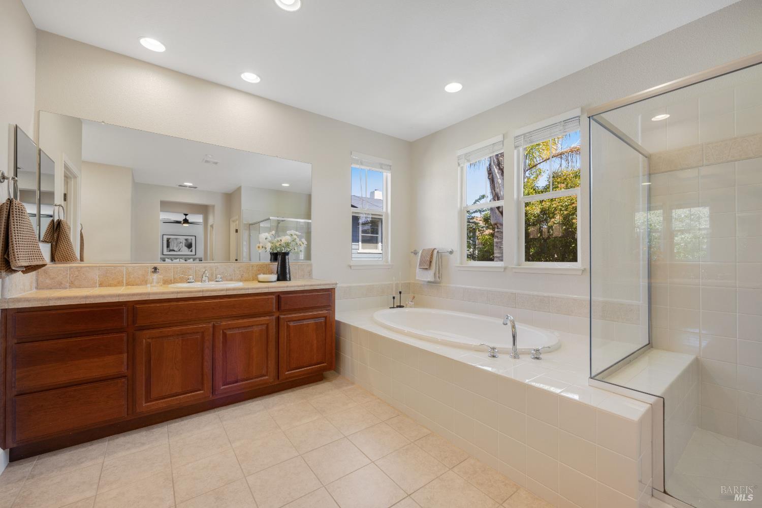 1716 Southridge Drive