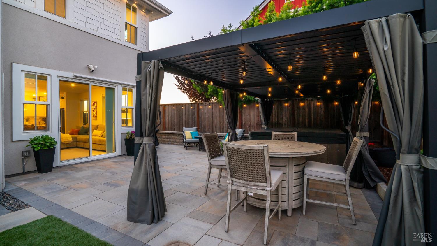 314 Caulfield Lane