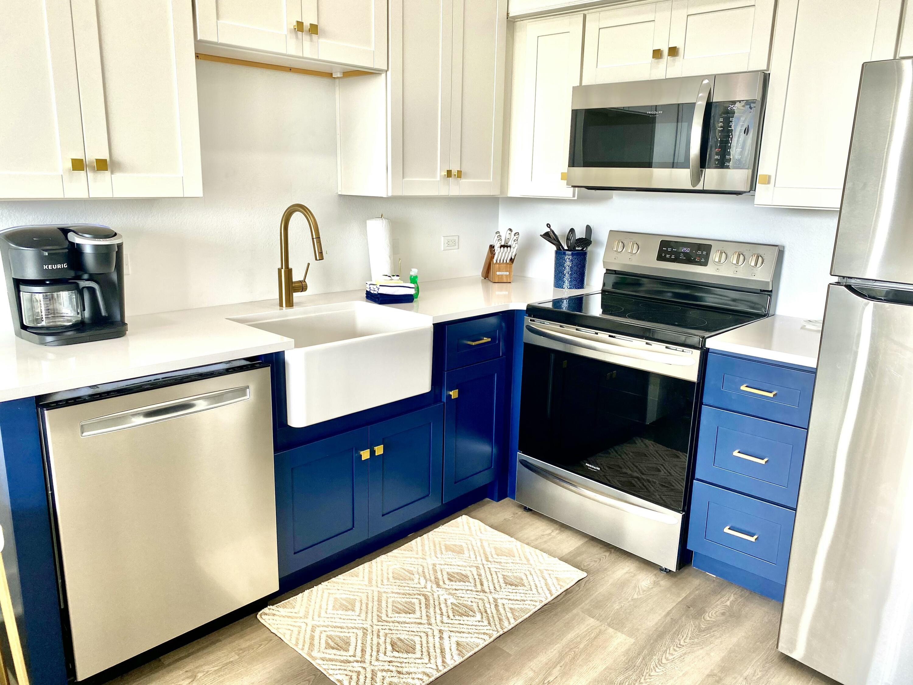 145 Spires Lane APT 411