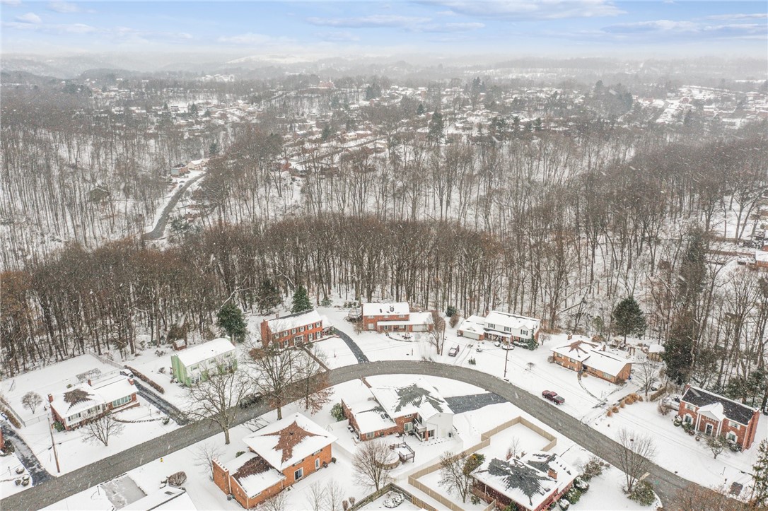 1335 Knollwood Drive