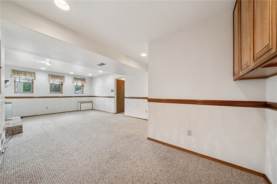 12 Elrond Drive