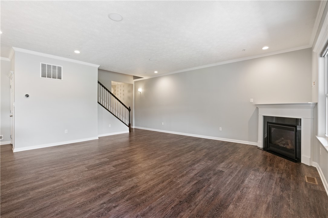 6476 Lindsey Lane