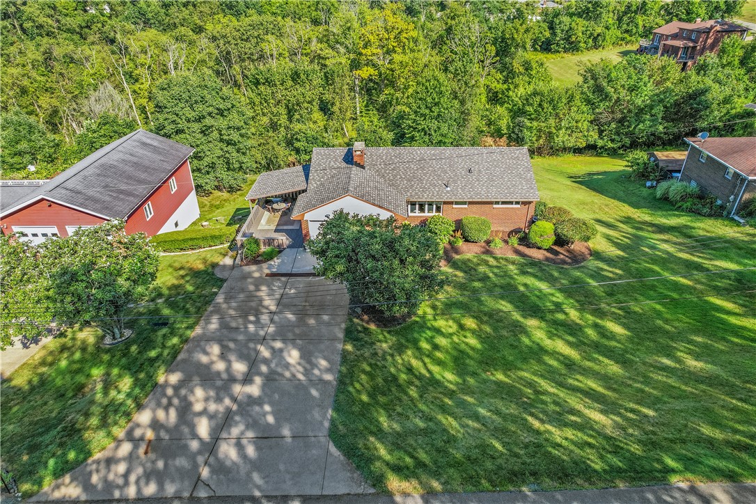 306 Knollview Drive