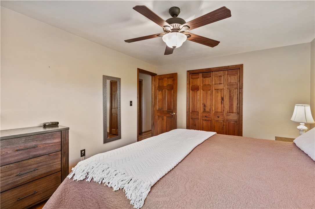 306 Knollview Drive