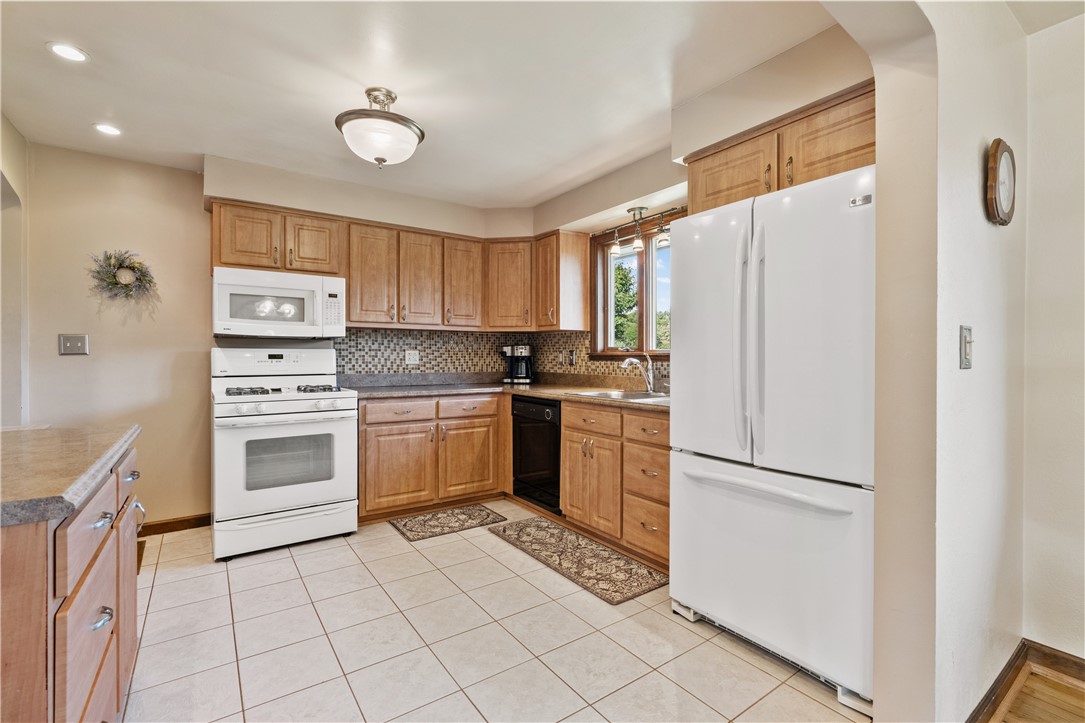 306 Knollview Drive