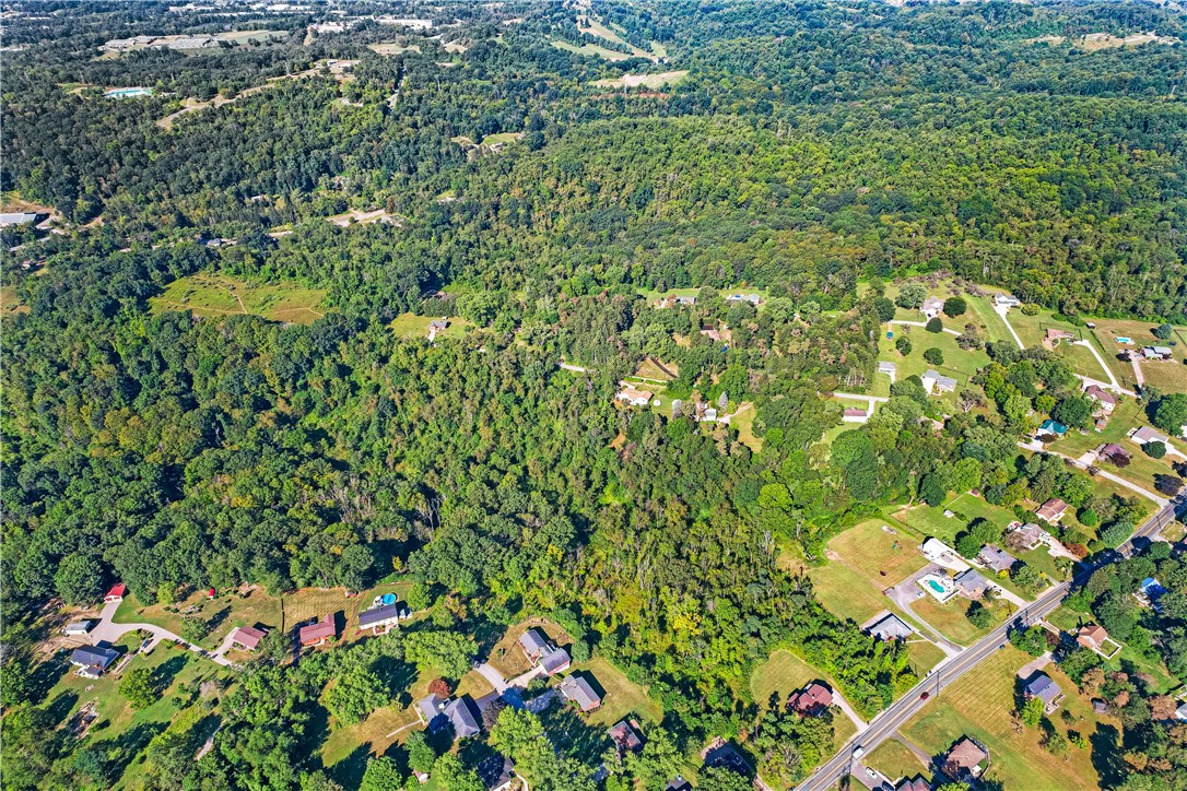 306 Knollview Drive