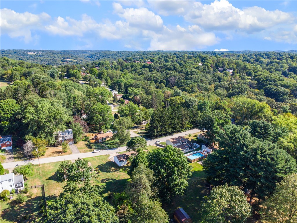 425 Valleyview Drive