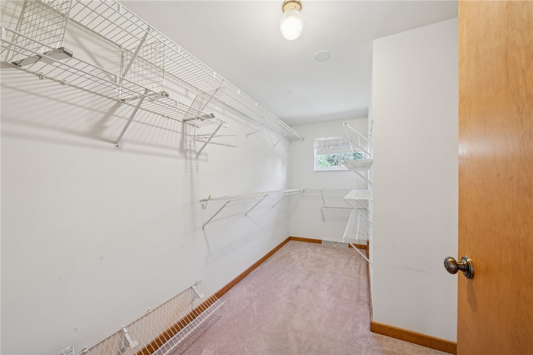 425 Valleyview Drive