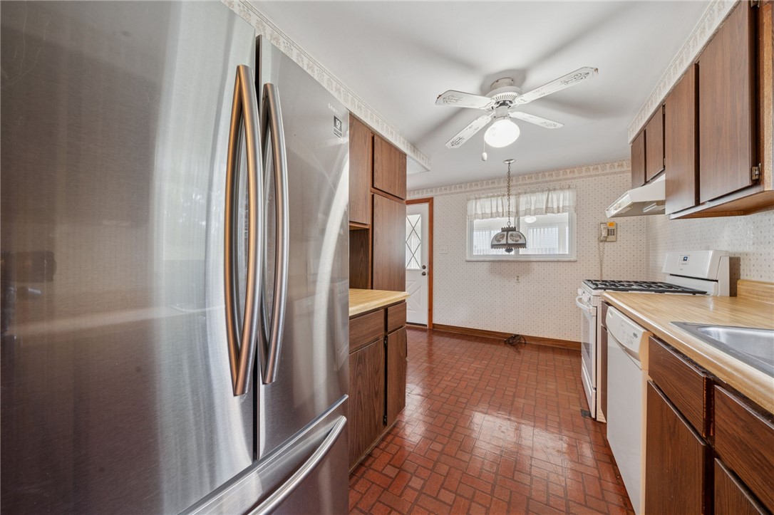 425 Valleyview Drive