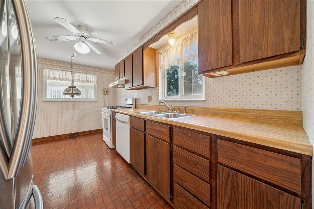 425 Valleyview Drive