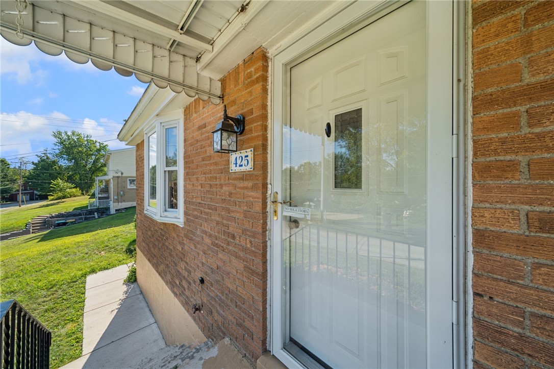 425 Valleyview Drive