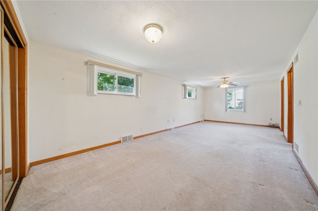 425 Valleyview Drive