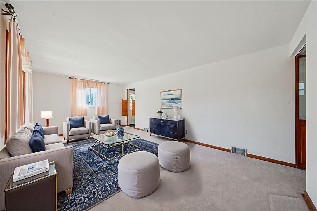 425 Valleyview Drive