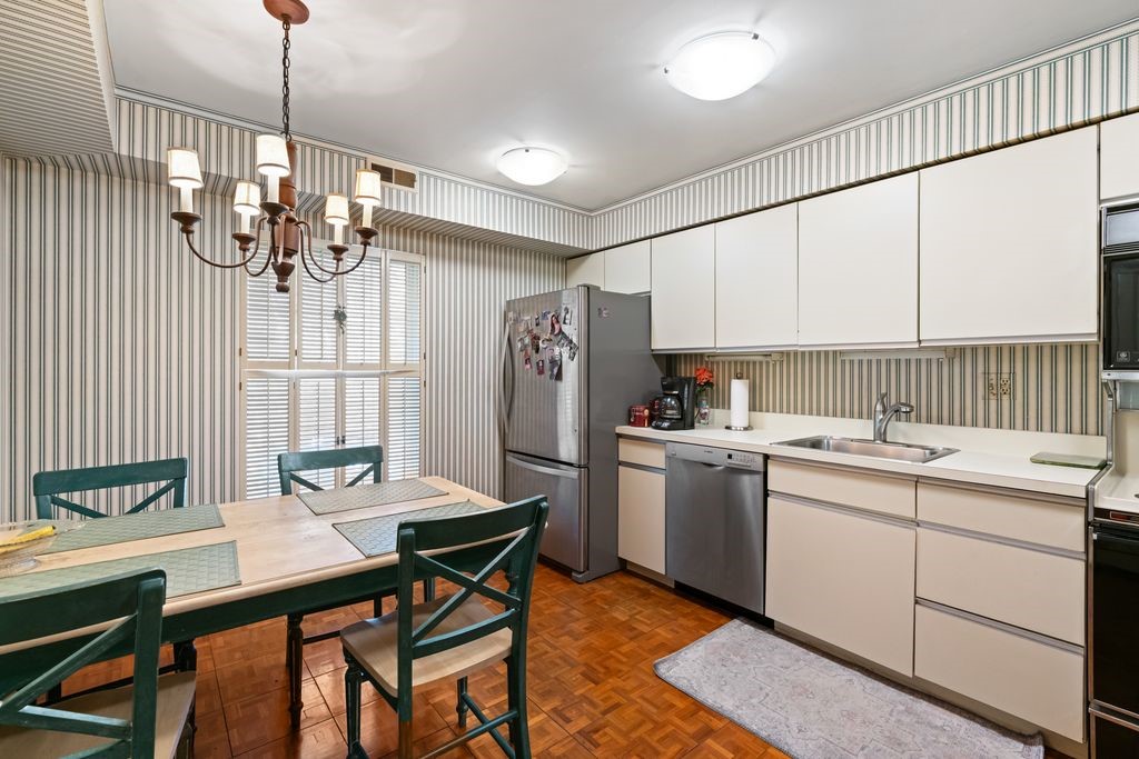 302 Fox Chapel Rd 309