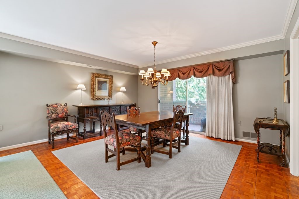 302 Fox Chapel Rd 309