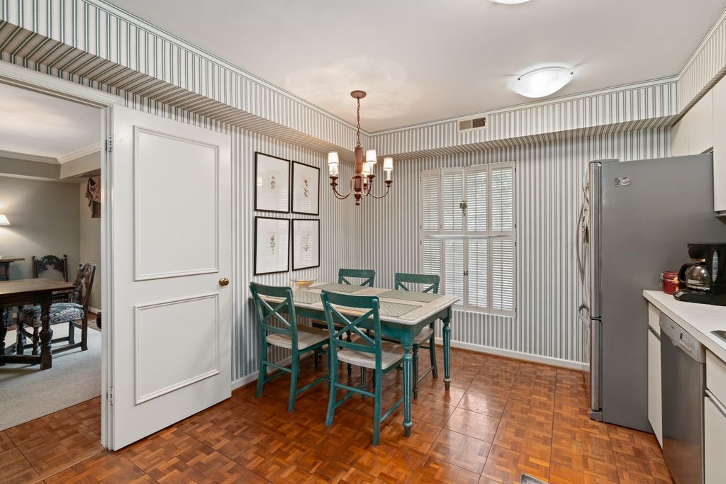 302 Fox Chapel Rd 309