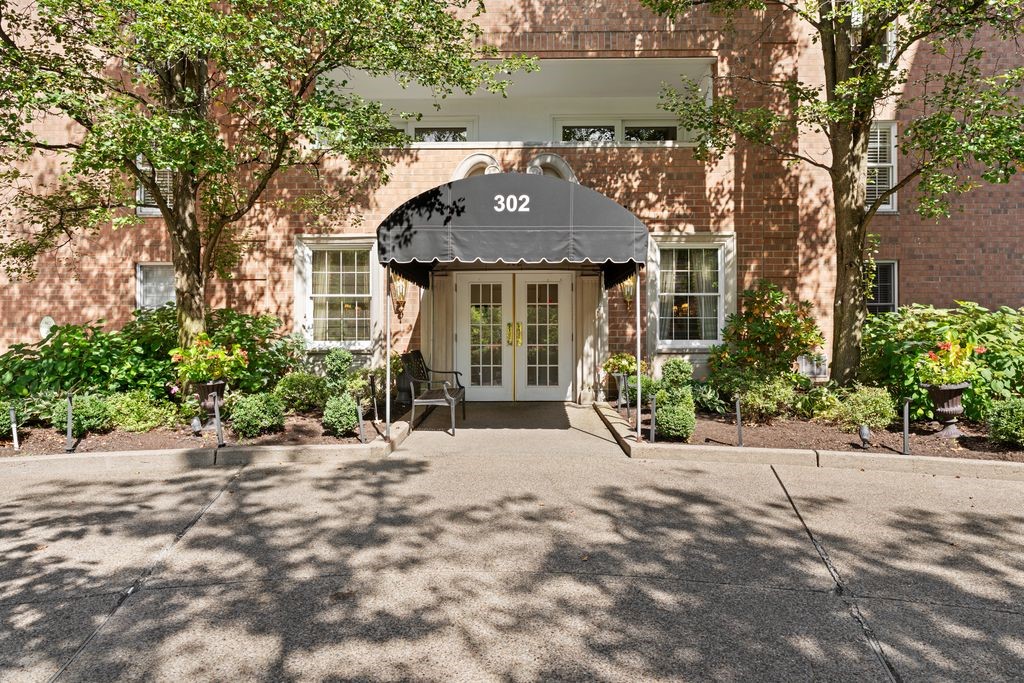 302 Fox Chapel Rd 309