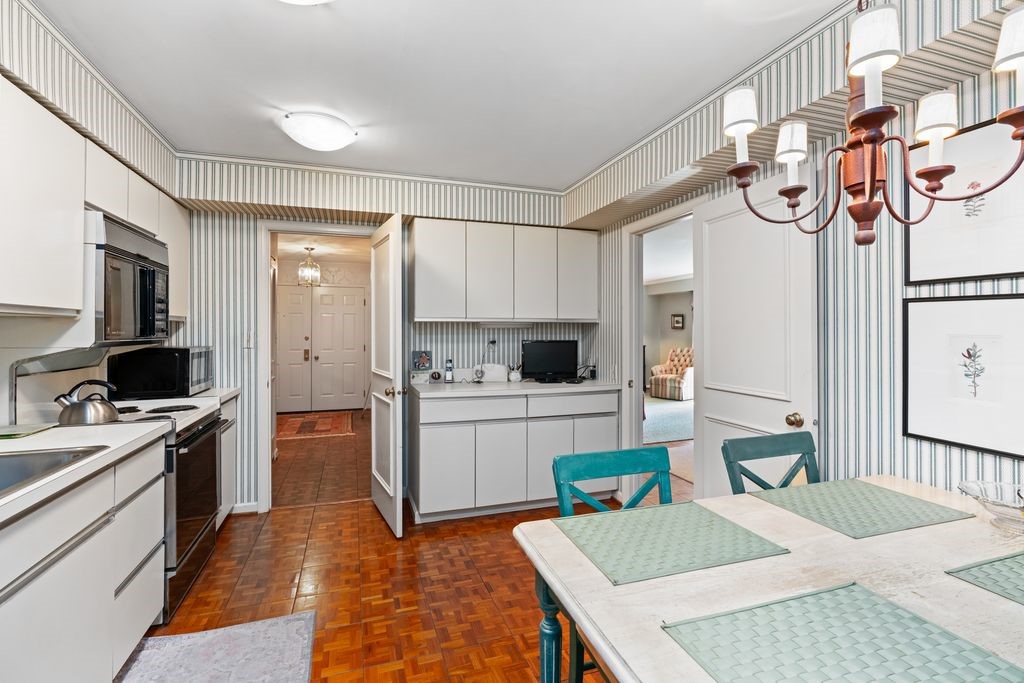 302 Fox Chapel Rd 309