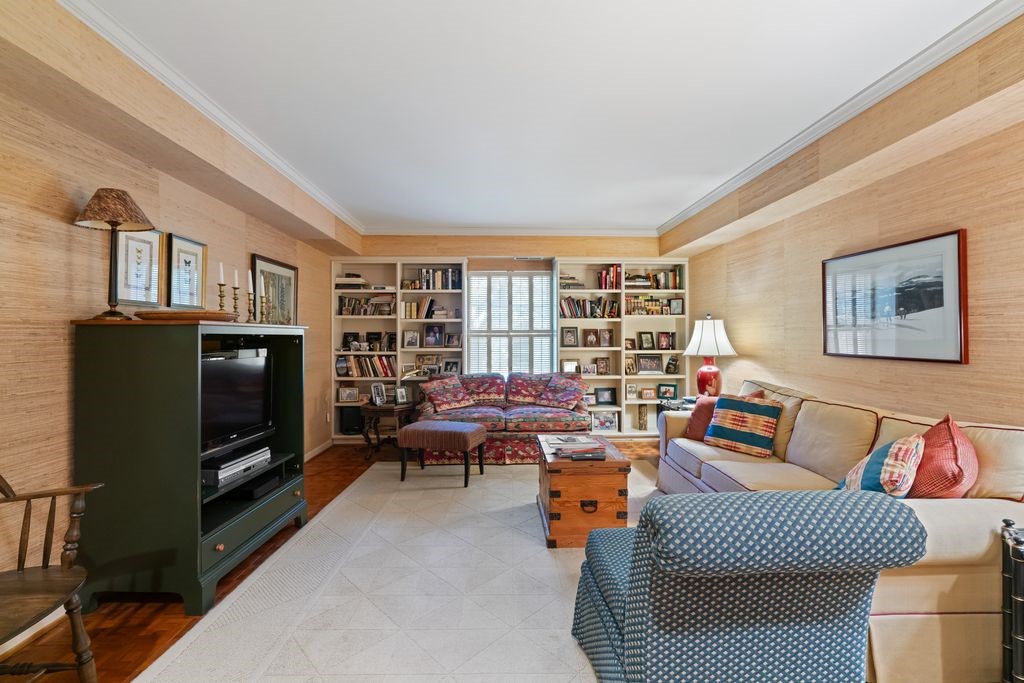 302 Fox Chapel Rd 309